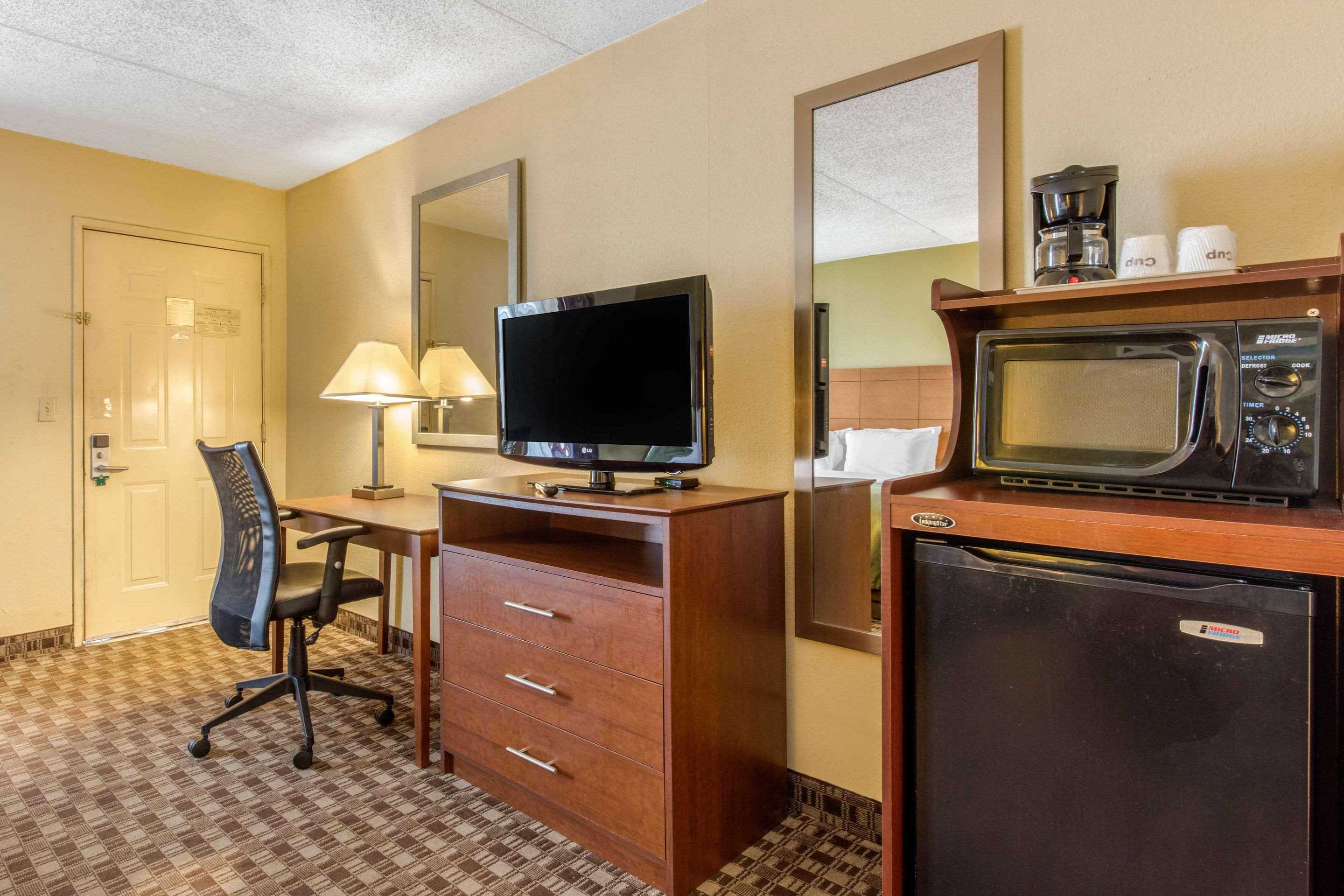 Quality Inn Lebanon Buitenkant foto