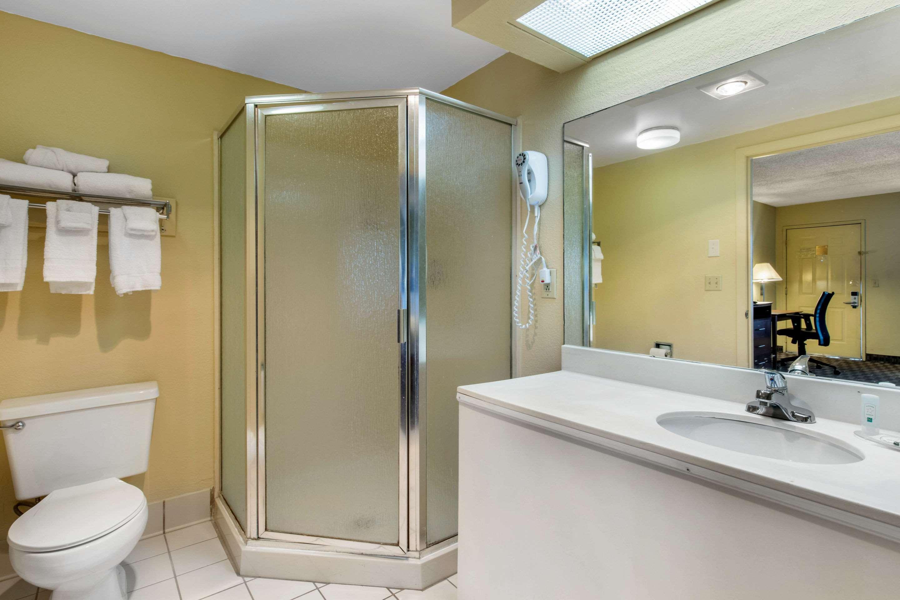 Quality Inn Lebanon Buitenkant foto